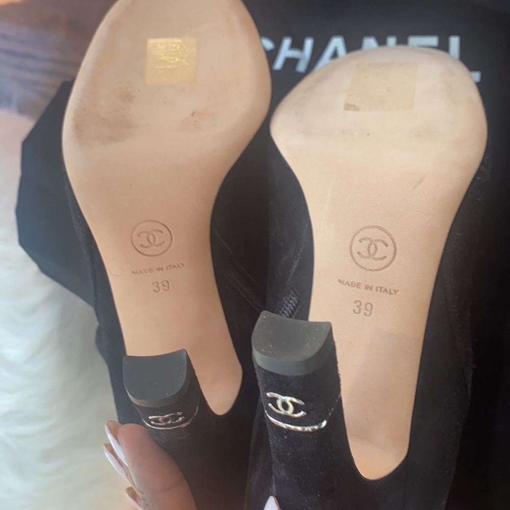 ❤️Chanel❤️ - Picture 7 of 7